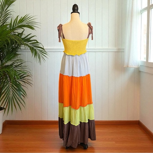 Davi & Dani Colorblock Tiered Maxi Dress - Size Small - Boho, Vacation, Beach - Picture 5 of 16